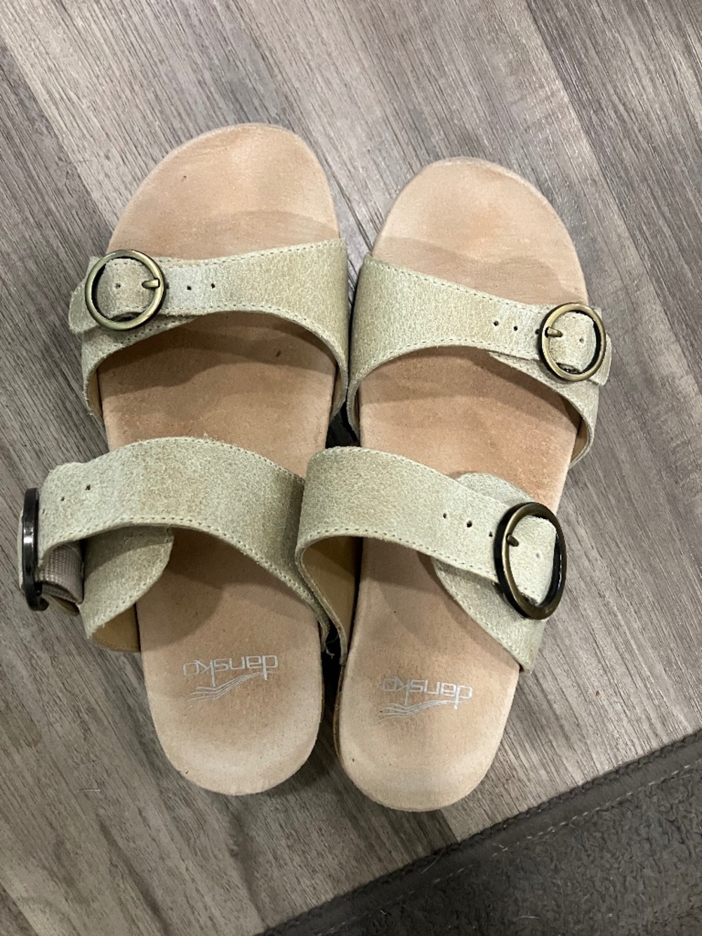 Dansko sandals size 36